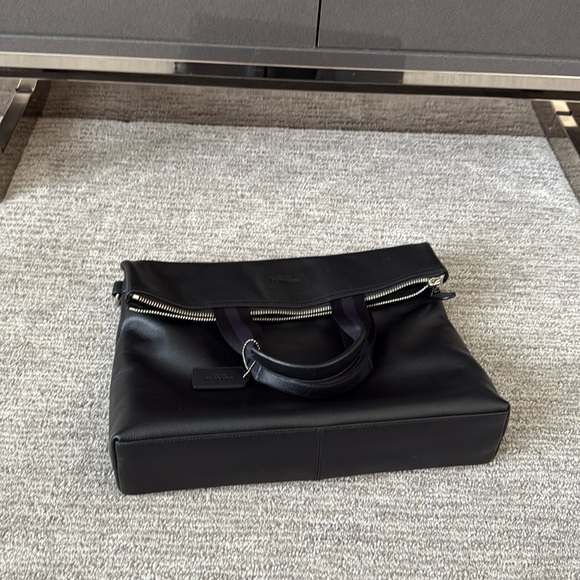 Coach Charles Black Pebbled Leather Foldover Tote, lightly used with NEW STRAP - Picture 4 of 15